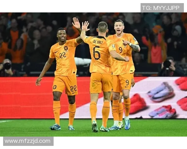 德国与荷兰欧预赛精彩集锦回顾两队巅峰对决的激情瞬间