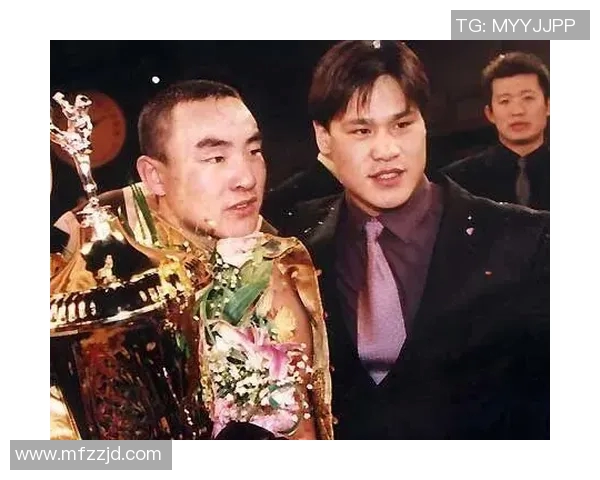 柳海龙与杨晓靖的巅峰对决谁将成为新一代的拳坛霸主